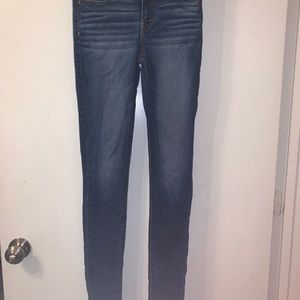 American Eagle women’s jeans